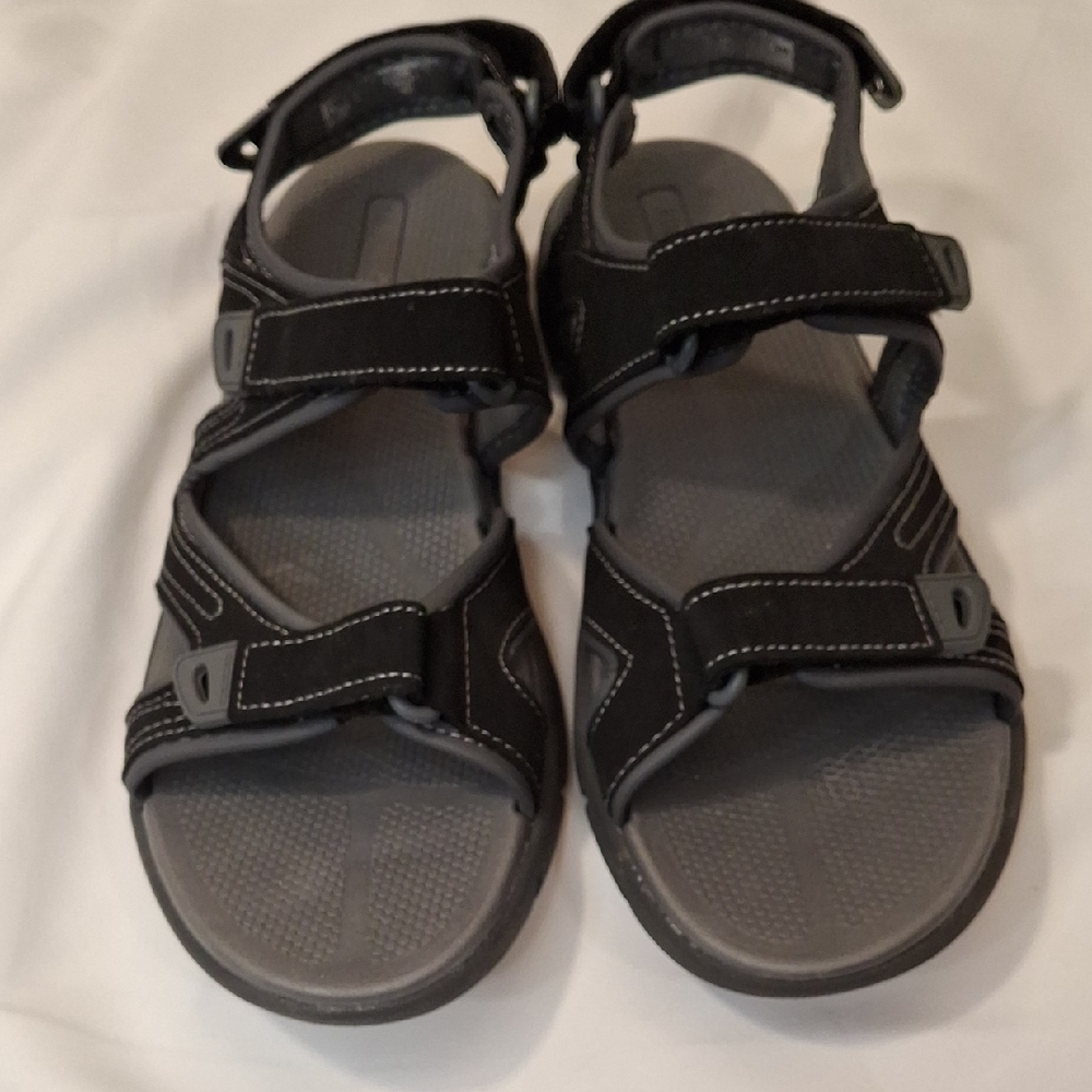 Khombu Women's Black and Gray Slide Sandals. Velcro Closures.Size 9.